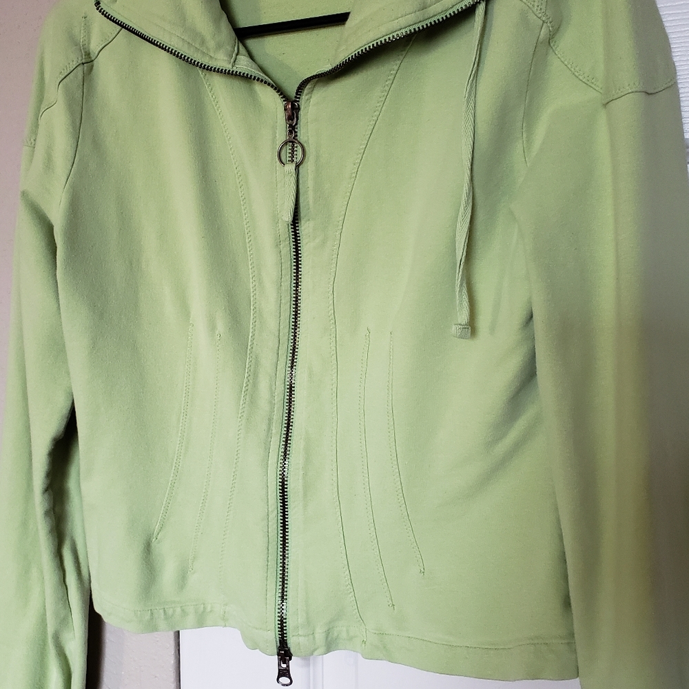 Light green jacket - Picture 2 of 4